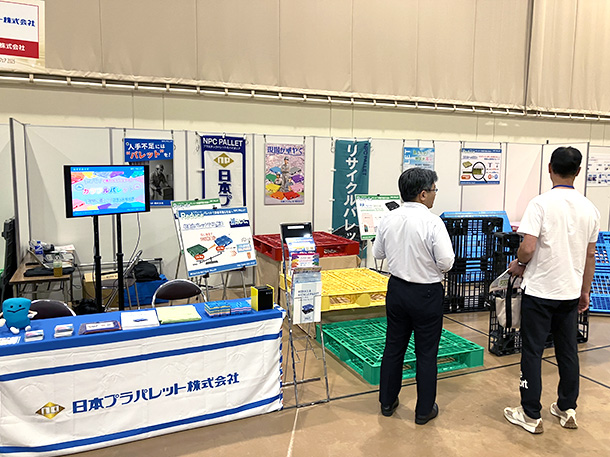 展示ブースの様子1
